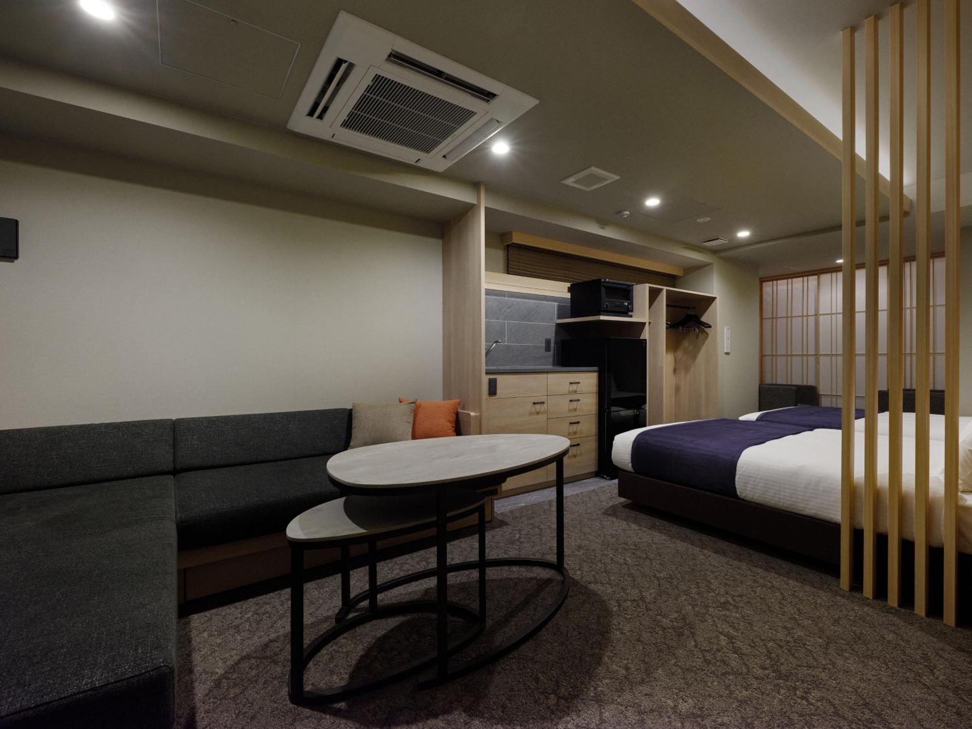 Premium Monday Gojo Aparthotel